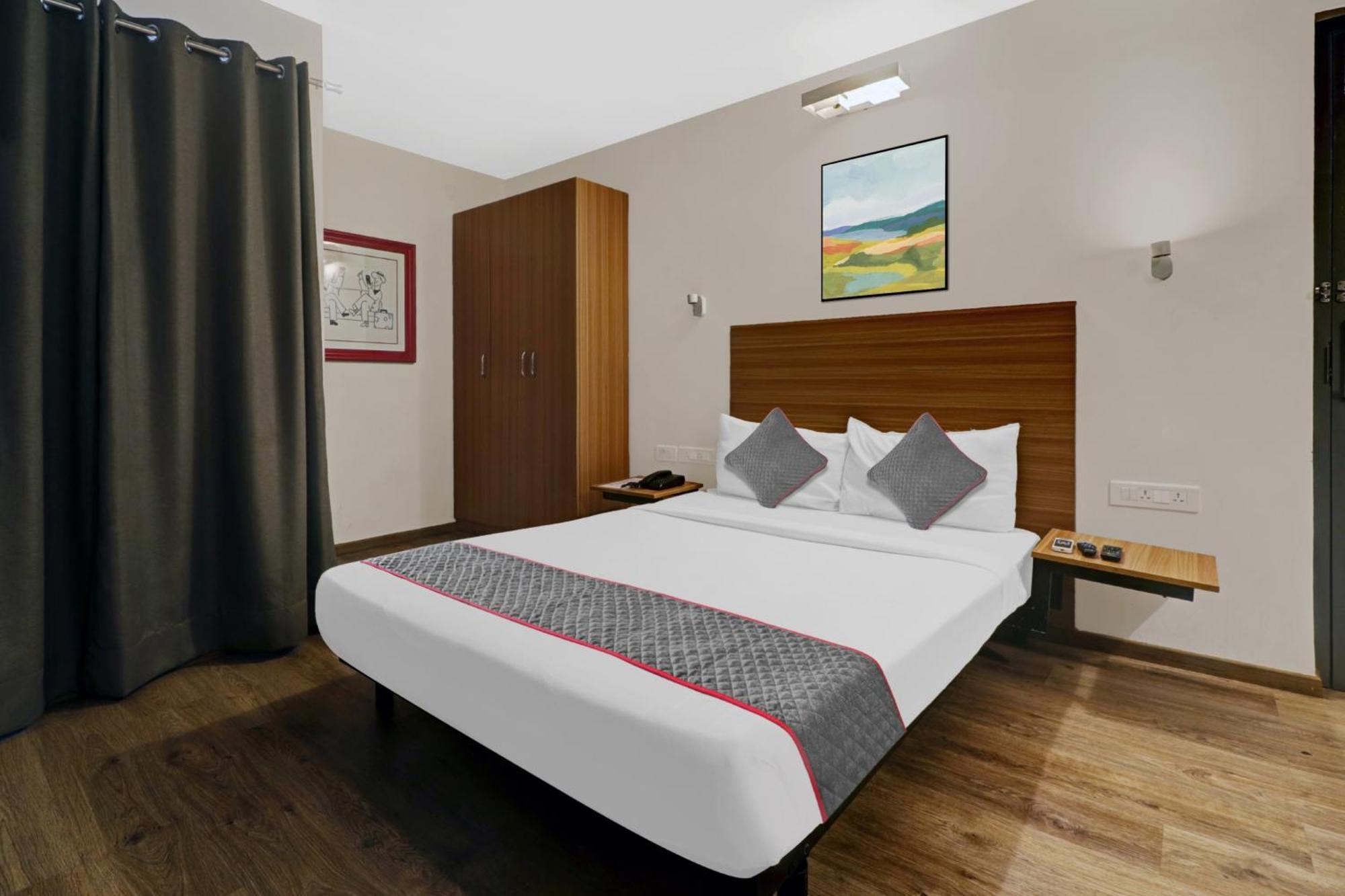 Hotel O Royal Encore Бангалор Экстерьер фото